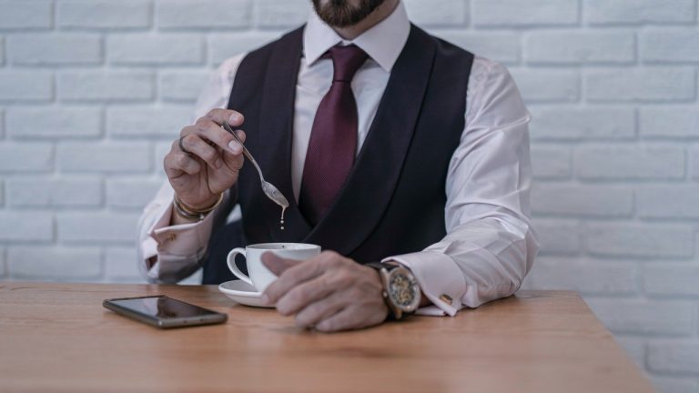 Top 5 des accessoires de mode pour hommes pour avoir un charisme imposant