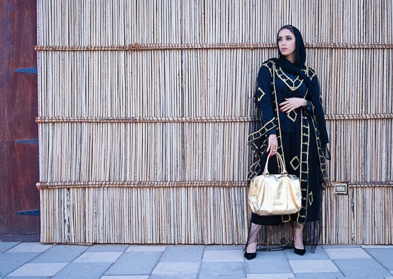 Femme en abaya